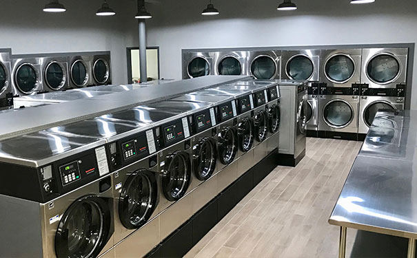 100公斤級別的工業洗衣機一次性可以洗多少衣物? 100公斤級別的工業洗衣機一次性可以洗多少衣物?